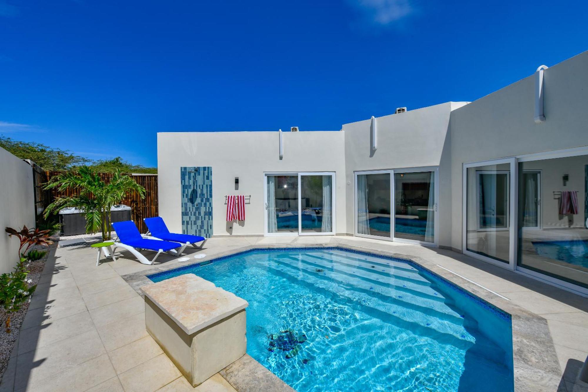 Boutique Hotel Swiss Paradise Aruba Villas And Suites Palm Beach Eksteriør billede