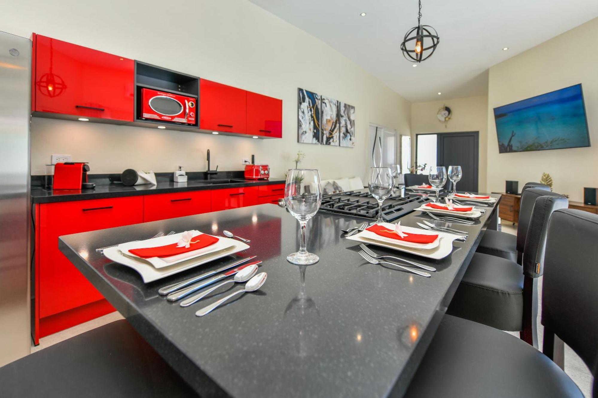 Boutique Hotel Swiss Paradise Aruba Villas And Suites Palm Beach Eksteriør billede