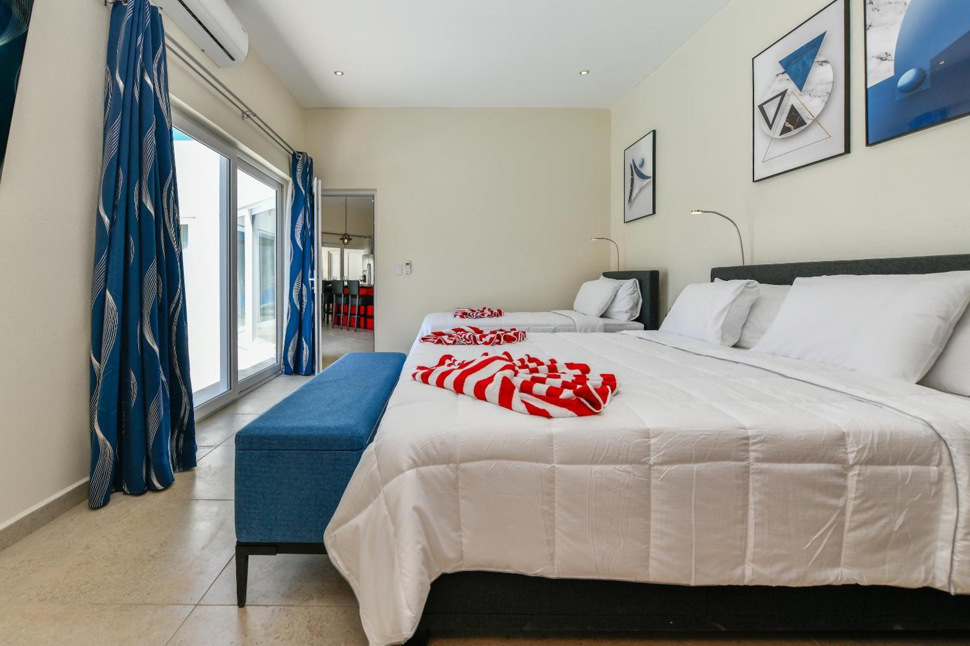 Boutique Hotel Swiss Paradise Aruba Villas And Suites Palm Beach Eksteriør billede