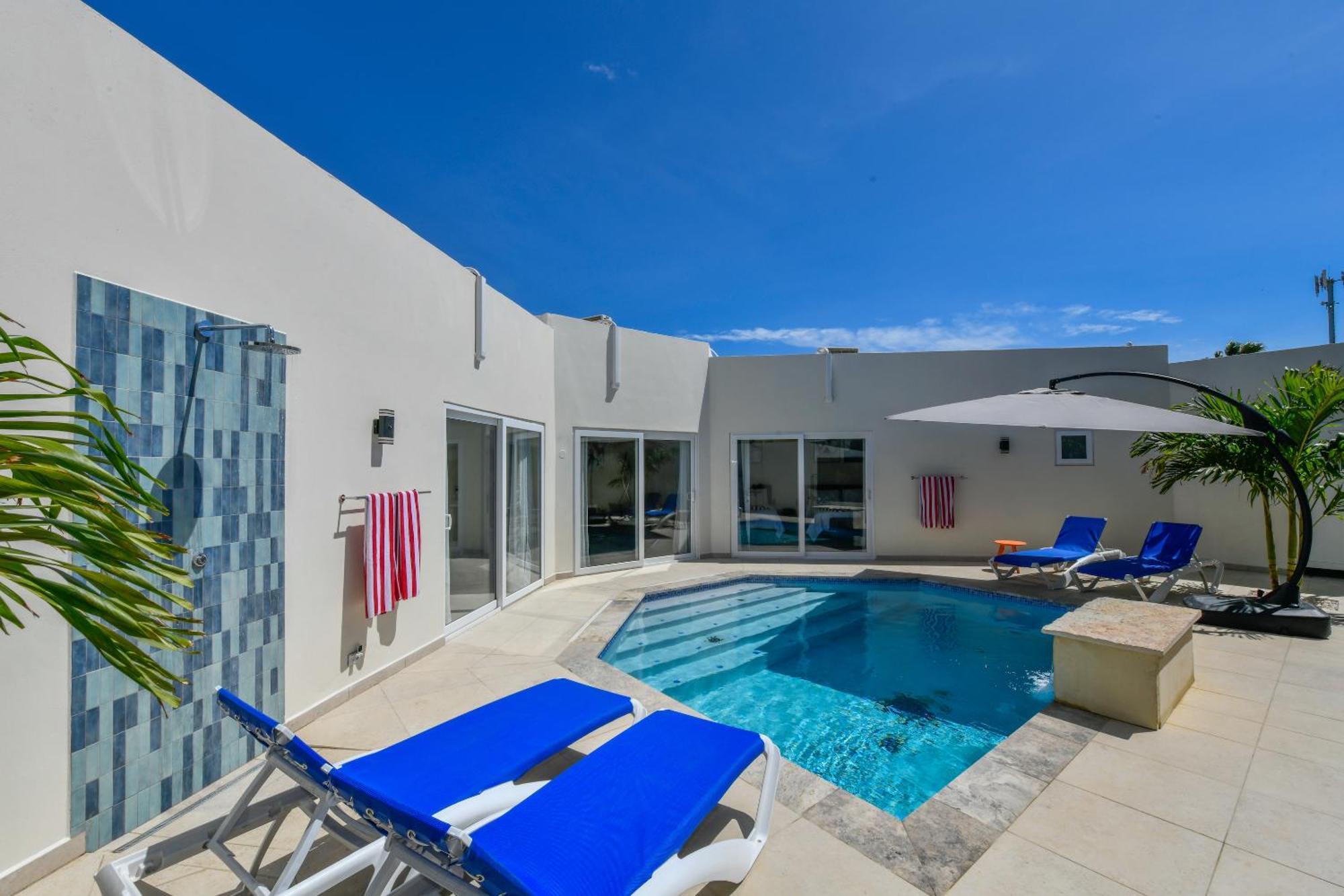 Boutique Hotel Swiss Paradise Aruba Villas And Suites Palm Beach Eksteriør billede